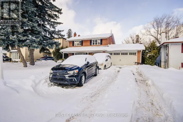 126 SHERWOOD FOREST DRIVE, Markham
