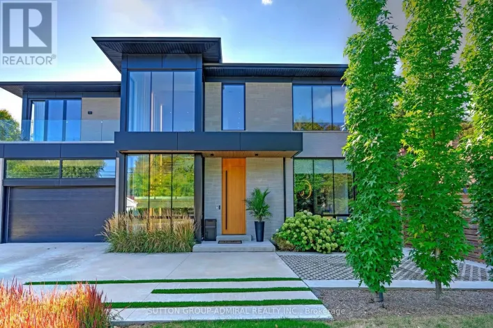 126 WOOD LANE, Richmond Hill