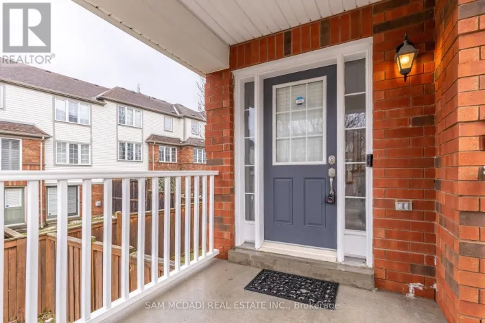 1260 LAMONT CRESCENT, Milton
