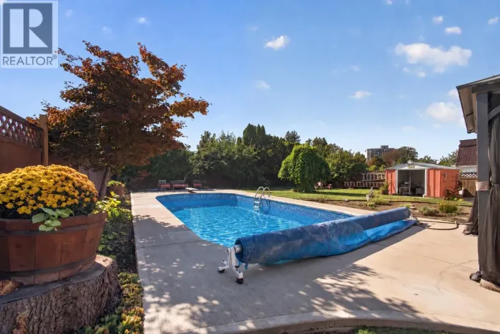 1261 Lawson Avenue, Kelowna