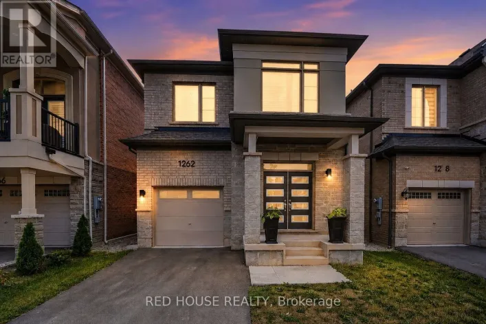 1262 TRUDEAU DRIVE, Milton
