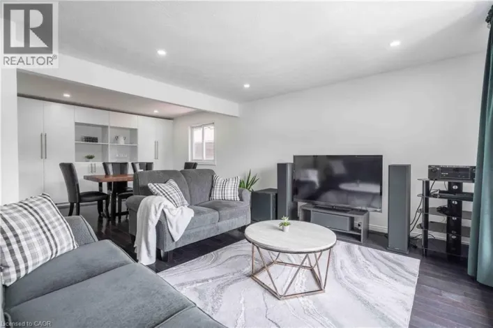 1262 UPPER GAGE Avenue, Hamilton