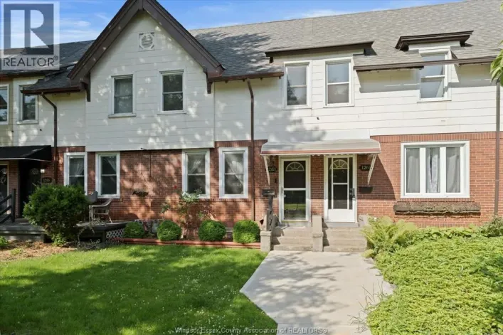 1263 MONMOUTH, Windsor