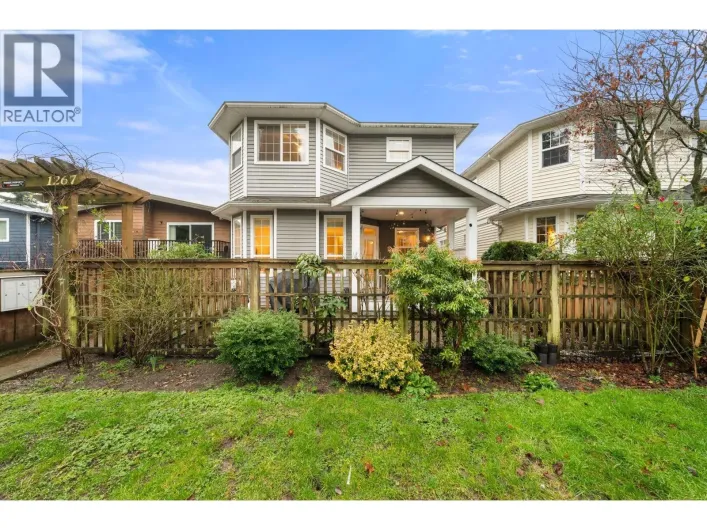 1263 W 16TH STREET, North Vancouver