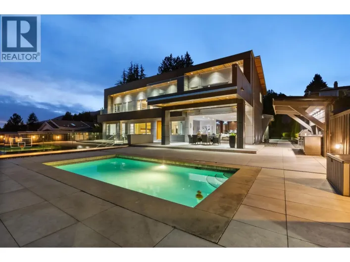 1265 QUEENS AVENUE, West Vancouver