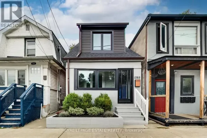 House for sale: 1265 WOODBINE AVENUE, Toronto