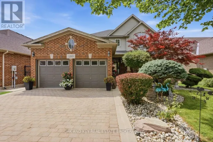 1269 BIRCHWOOD DRIVE, London South