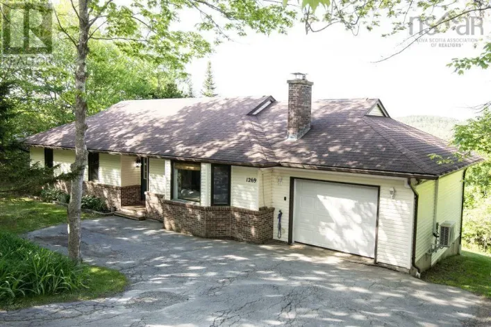 1269 Myra Road, Porters Lake