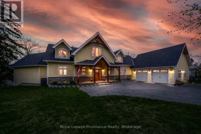 12698 LOYALIST PARKWAY, Prince Edward County