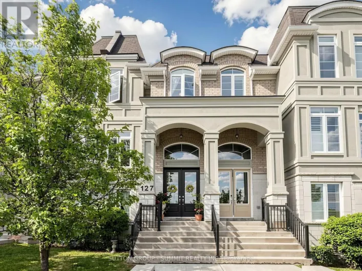 127 ARMDALE ROAD, Mississauga