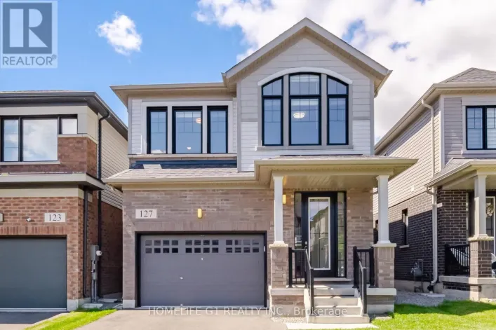 127 FAIREY CRESCENT, Hamilton