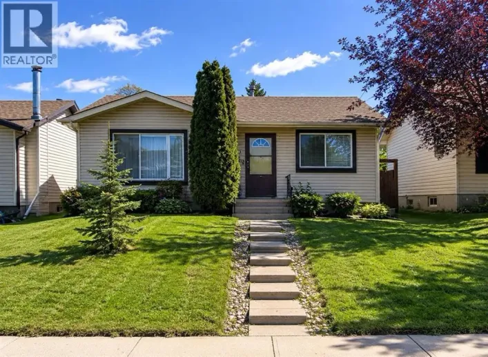 127 Falshire Way NE, Calgary