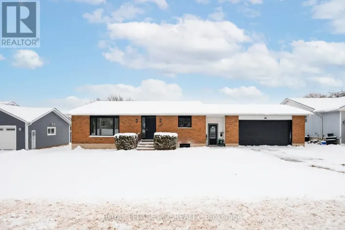 127 FRANKLYN STREET, Shelburne