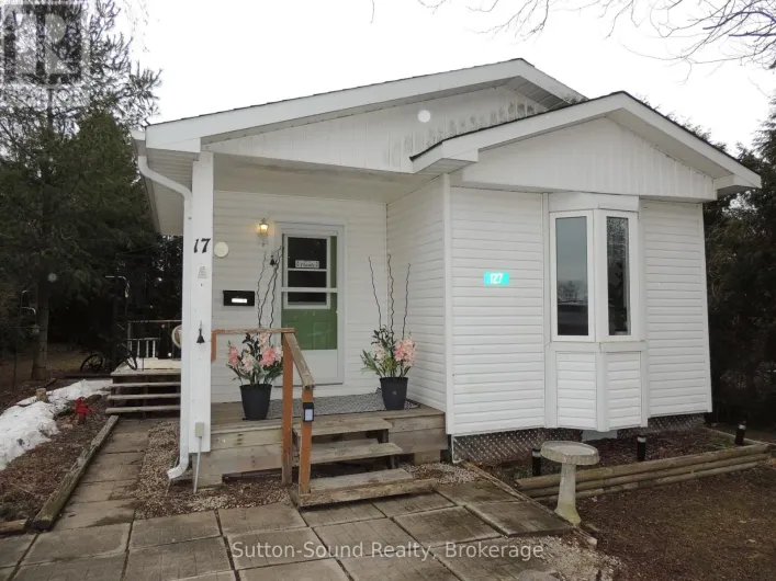 127 HARVEY STREET, Georgian Bluffs