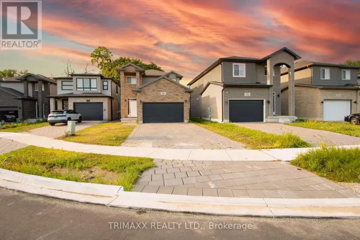 127 MARCONI COURT, London East