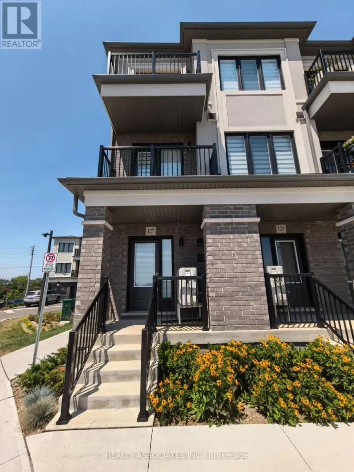 127 MATAWIN LANE, Richmond Hill
