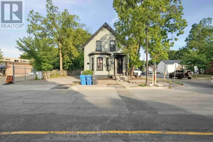 127 QUEEN STREET W, Brampton