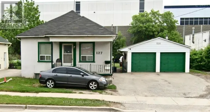 127 THIRTIETH STREET, Toronto