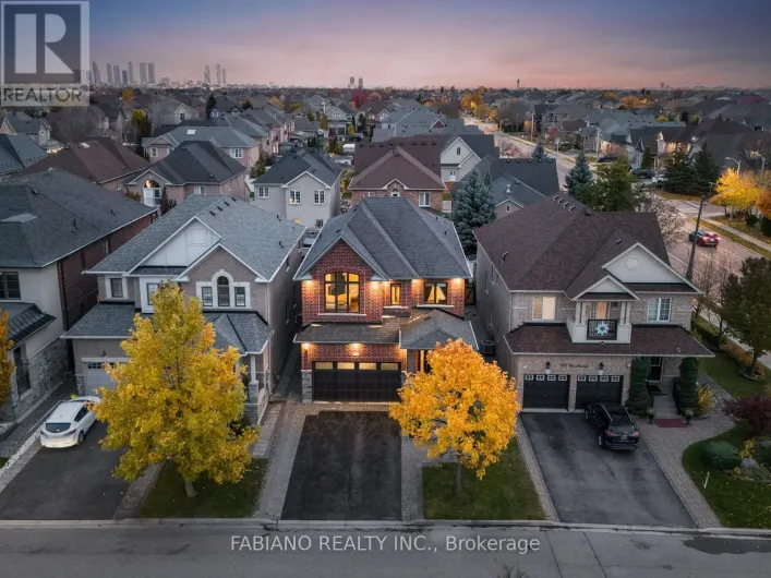 127 VIA TOSCANA, Vaughan