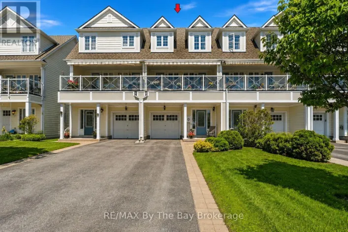 127 WYCLIFFE COVE, Tay