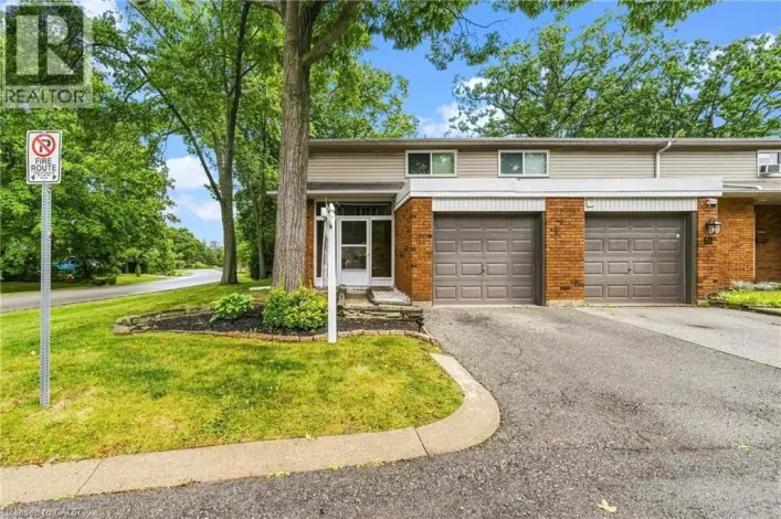 1270 GAINSBOROUGH Drive Unit# 61, Oakville