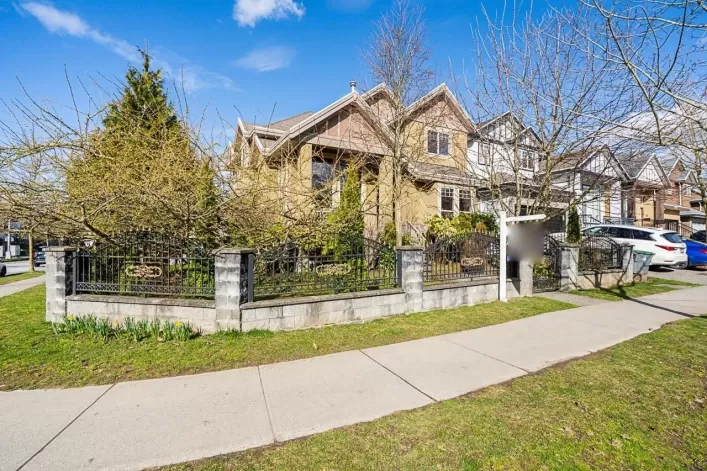 12705 66 AVENUE, Surrey