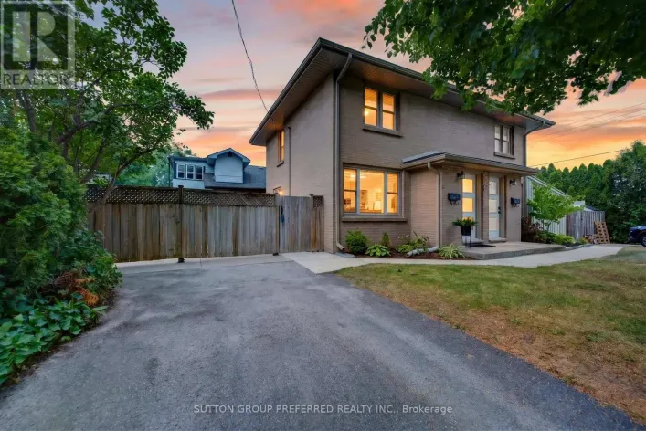 1271 NORMAN (UNIT B) AVENUE, London South