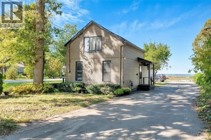 12718-12722 RIVERSIDE DRIVE, Tecumseh
