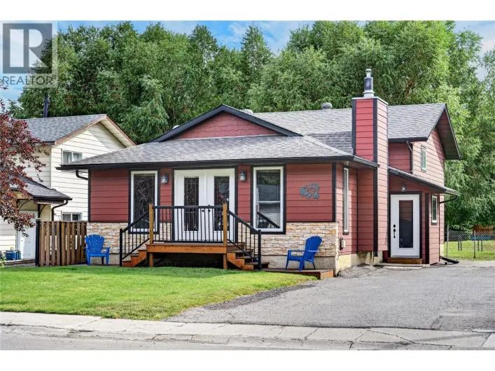 1276 Pinyon Road, Sparwood