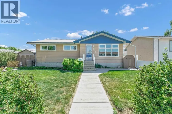 1277 Crockford Crescent NW, Medicine Hat