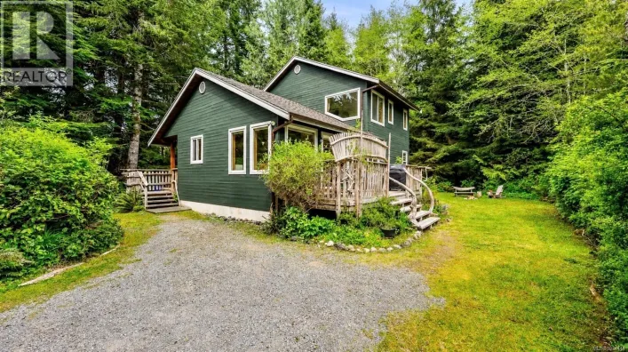 1278 Lynn Rd, Tofino