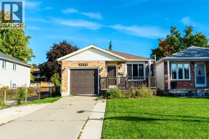 1279 THISTLEDOWN AVENUE, Sarnia