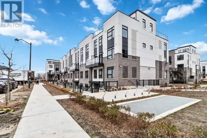 128 - 1569 ROSE WAY, Milton