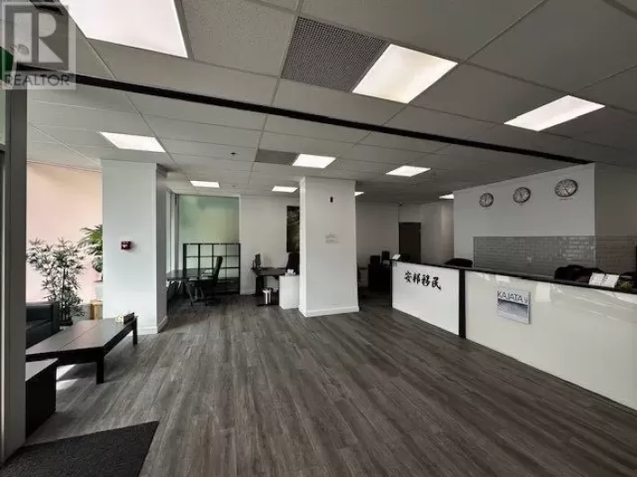 128 2 Avenue SE, Calgary