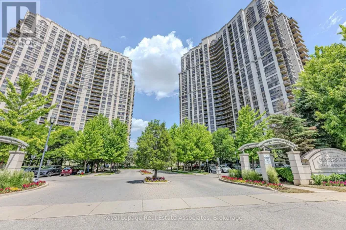 128 - 700 HUMBERWOOD BOULEVARD, Toronto