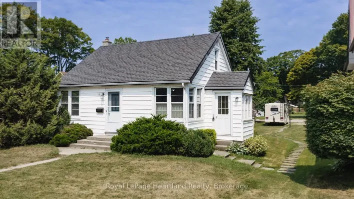 128 BRITANNIA ROAD W, Goderich)