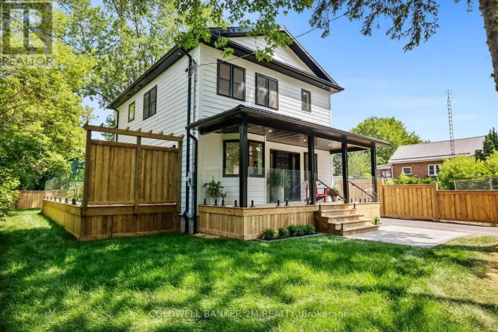 128 BUCKINGHAM AVENUE, Oshawa