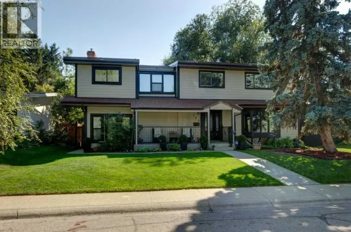 128 Chinook Drive SW, Calgary