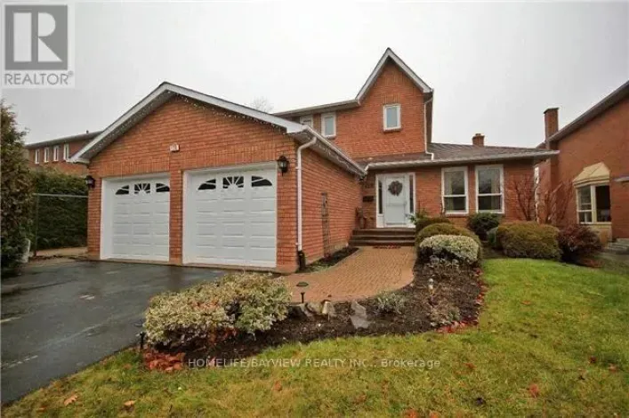 128 HEATHWOOD HEIGHTS DRIVE, Aurora
