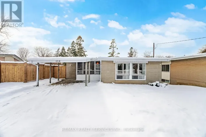 128 HILLCREST DRIVE, Whitby