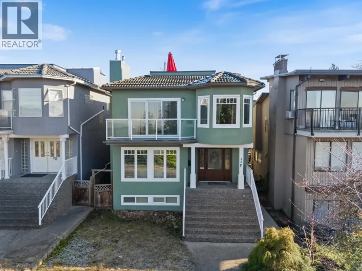 128 HYTHE AVENUE, Burnaby