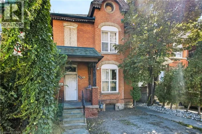 128 JOHN Street N, Hamilton