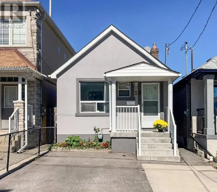 128 NORTHLAND AVENUE, Toronto