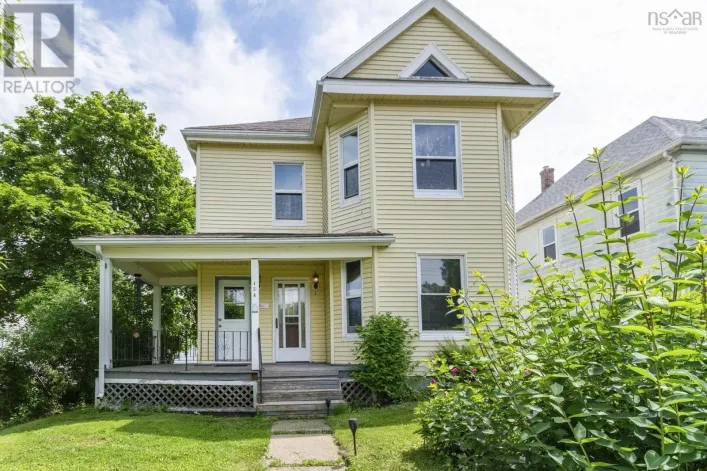 128 River Street, Stellarton