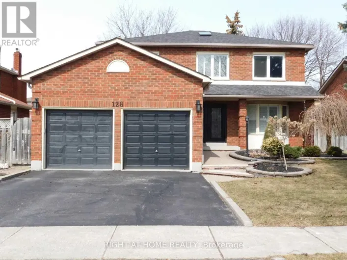 128 WILLIAM STEPHENSON DRIVE, Whitby