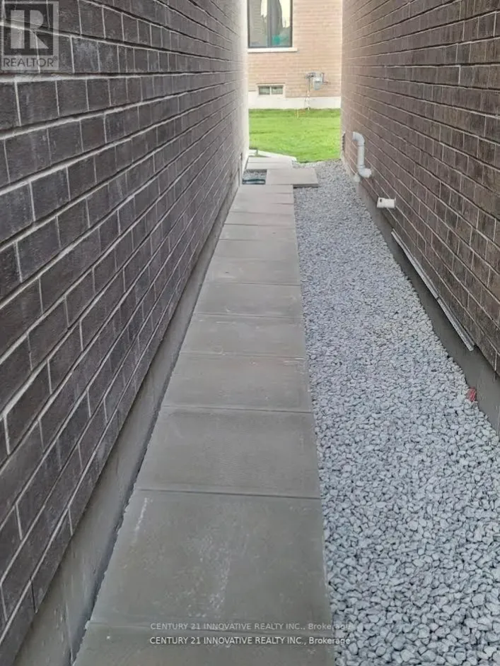 1280 AMHERST GATE, Oshawa