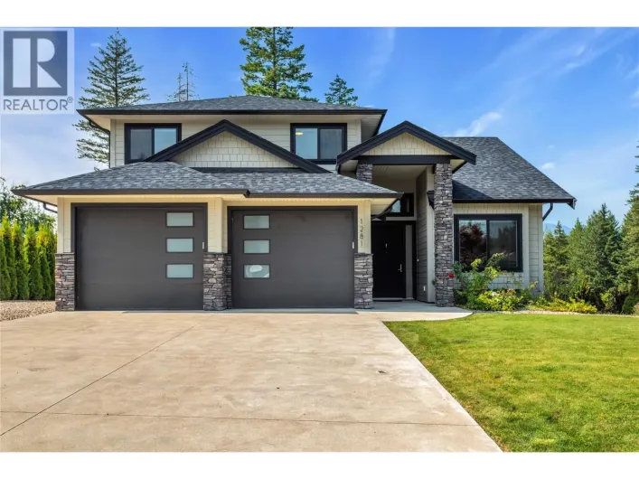 1281 23 Street SE, Salmon Arm