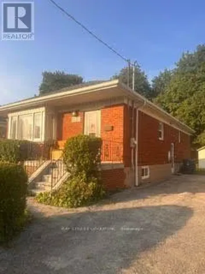 1285 WARDEN AVENUE, Toronto
