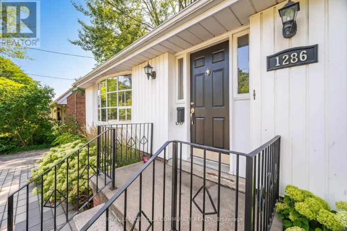 1286 KIPLING AVENUE, Toronto