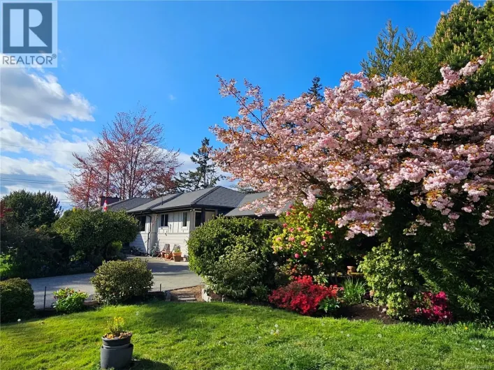 1288 Roy Rd, Saanich